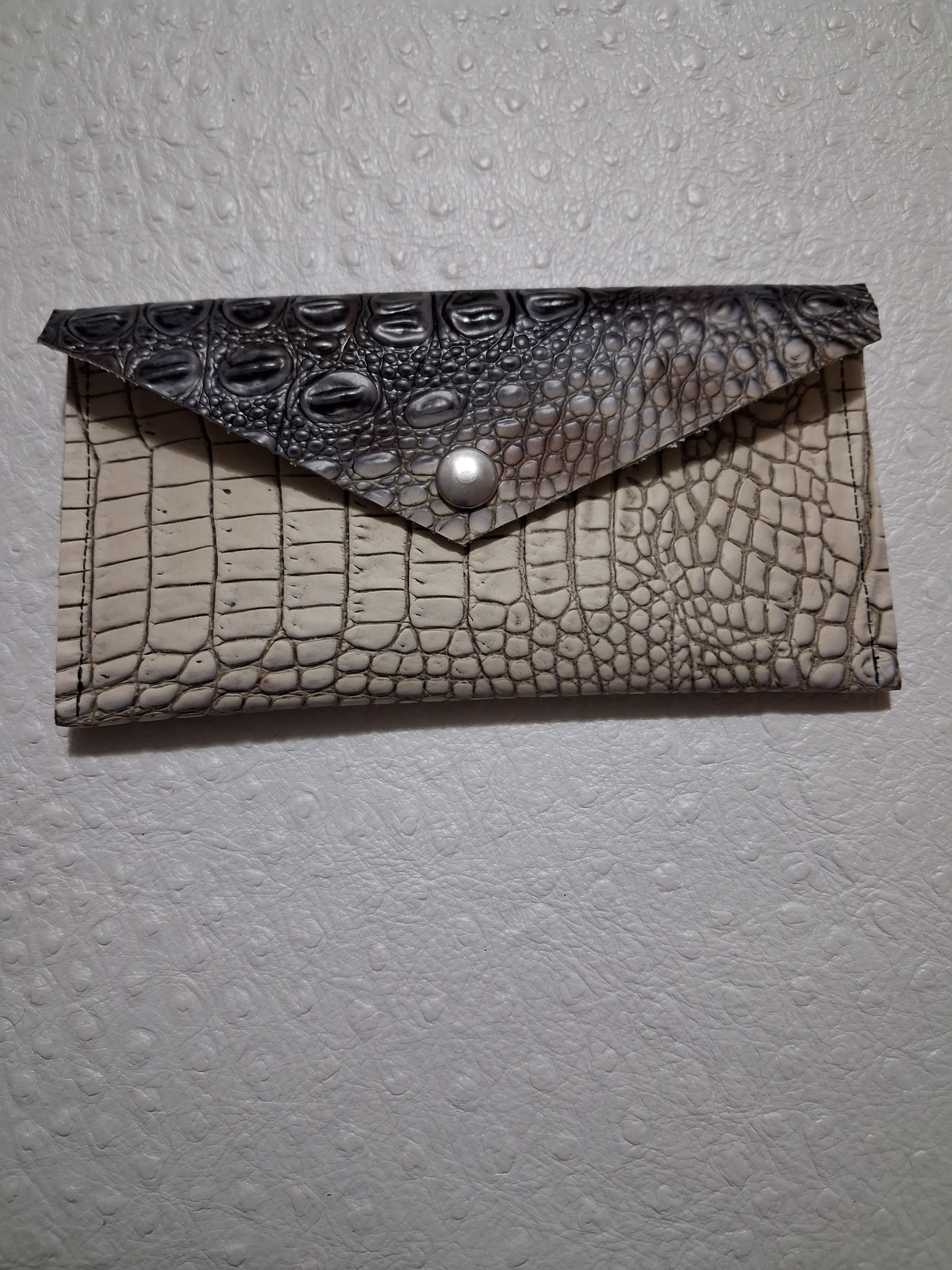 Alligator Print Envelope Wallet