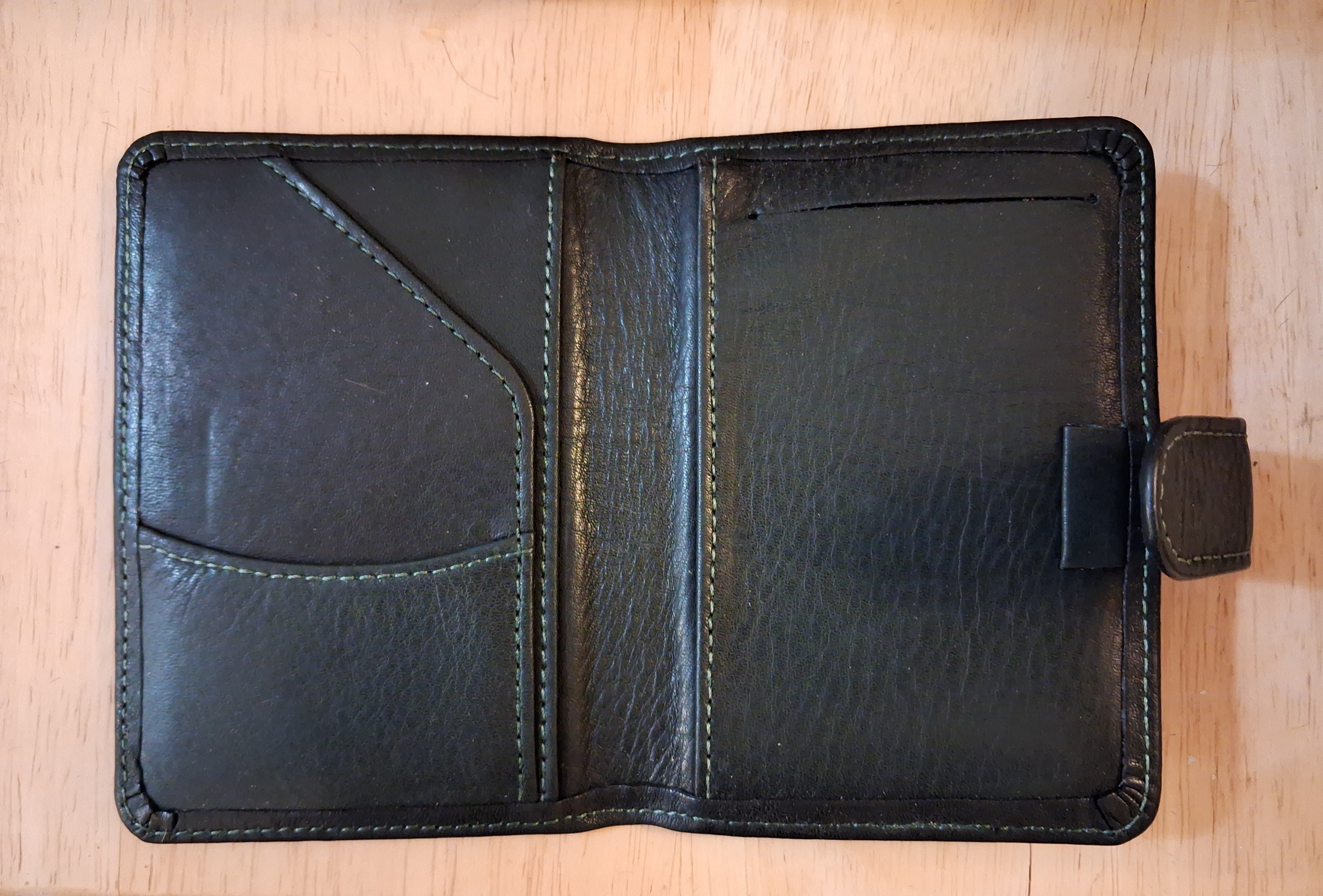 Women's Wallet - Solid Black