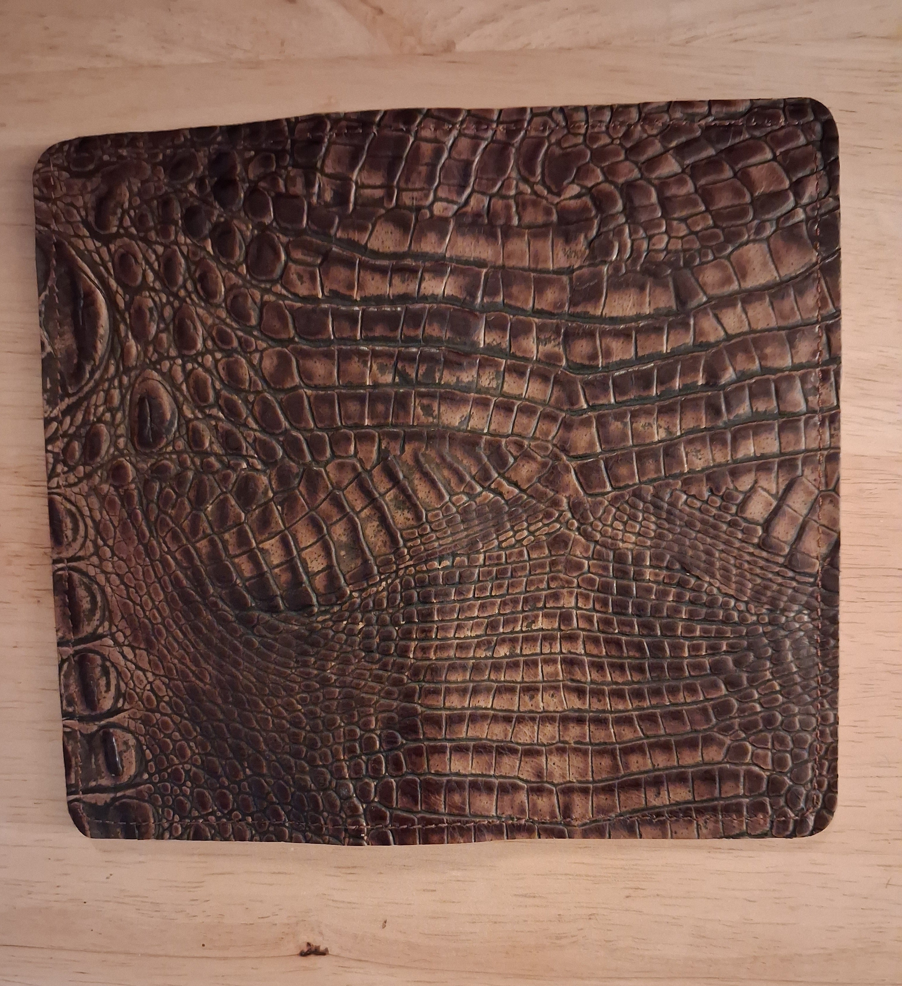 Men's Wallet - Dark Brown Alligator Print